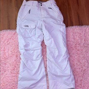 WHITE NORTHFACE SNOW PANTS